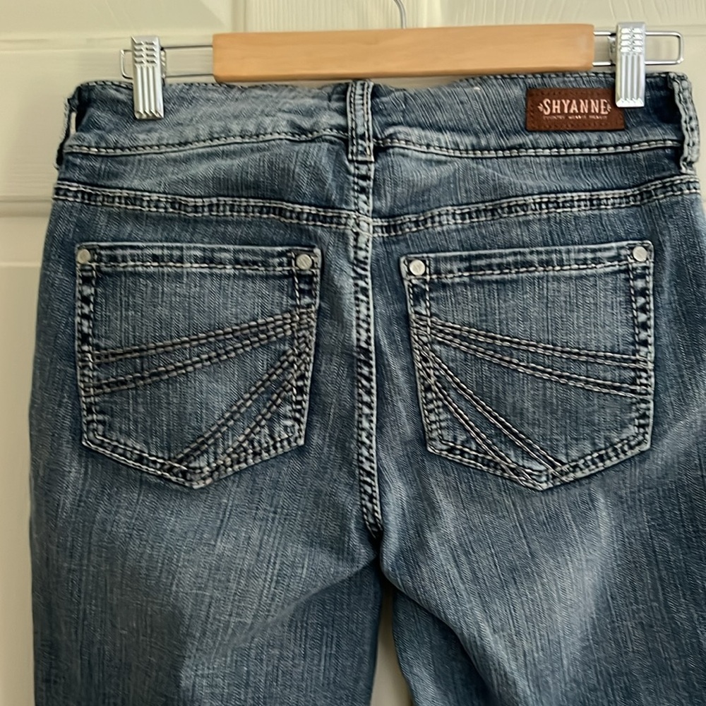 Boot cut Shyanne Jeans Size 6